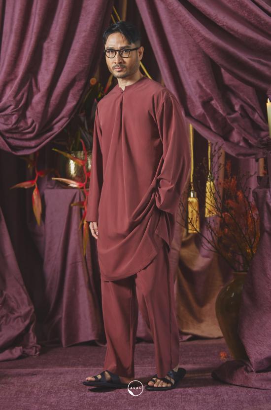 AGRANI IN OXBLOOD RED
