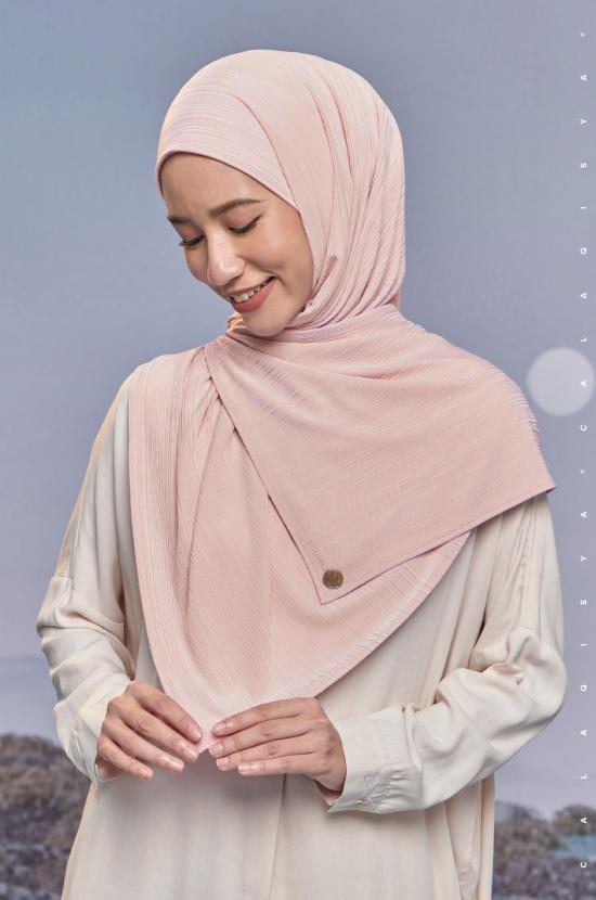 IRONLESS : AIR SCARF IN ROSEWATER