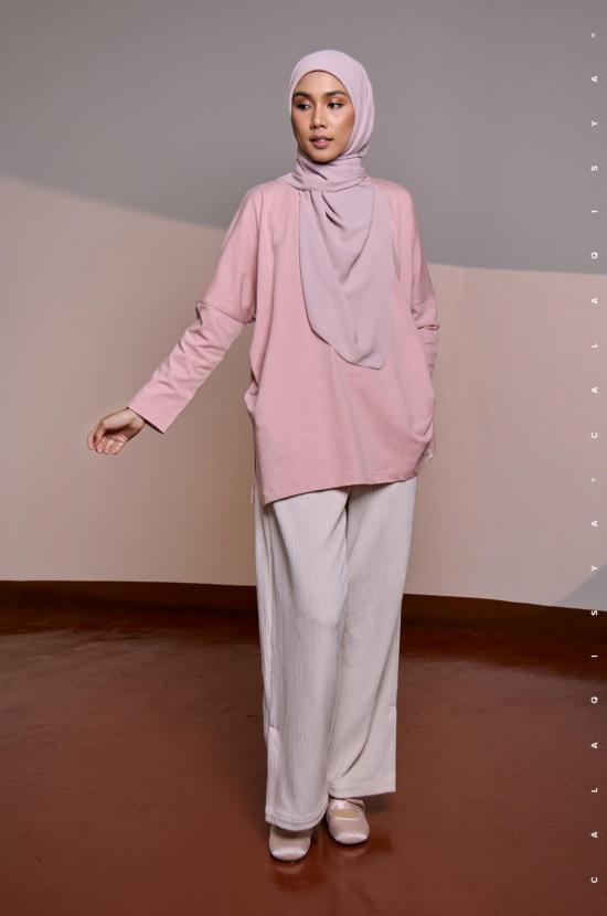 COMFORTWEAR BREATHE: BATWING SHIRT 2.0 IN CAMEO PINK