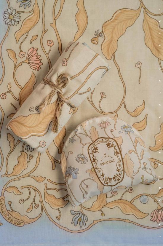 BONNIE SWADDLE: CLASSIC IN IVORY
