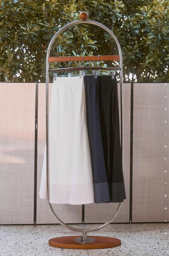 HELLO BOW: ELOISE SKIRT IN OFF WHITE (FULLY LINED)