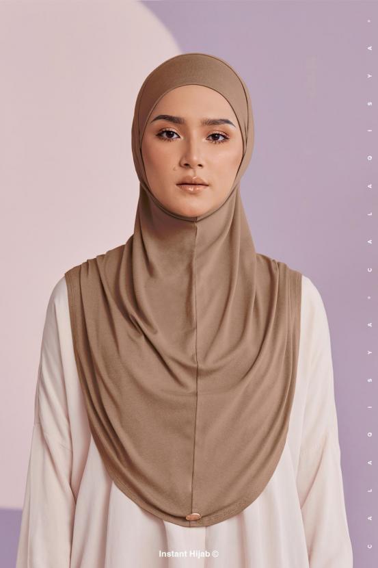 INSTANT HIJAB (M) IN WARM TAUPE (ODOURLESS)
