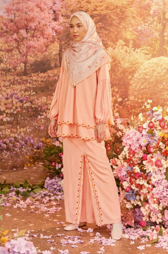 RATNA IN BLEACHED APRICOT